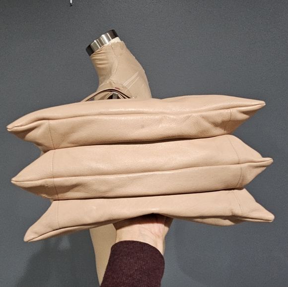 I MALATESTA Blush Nude Triple Compartment Leather Satchel Purse - Picture 7 of 12